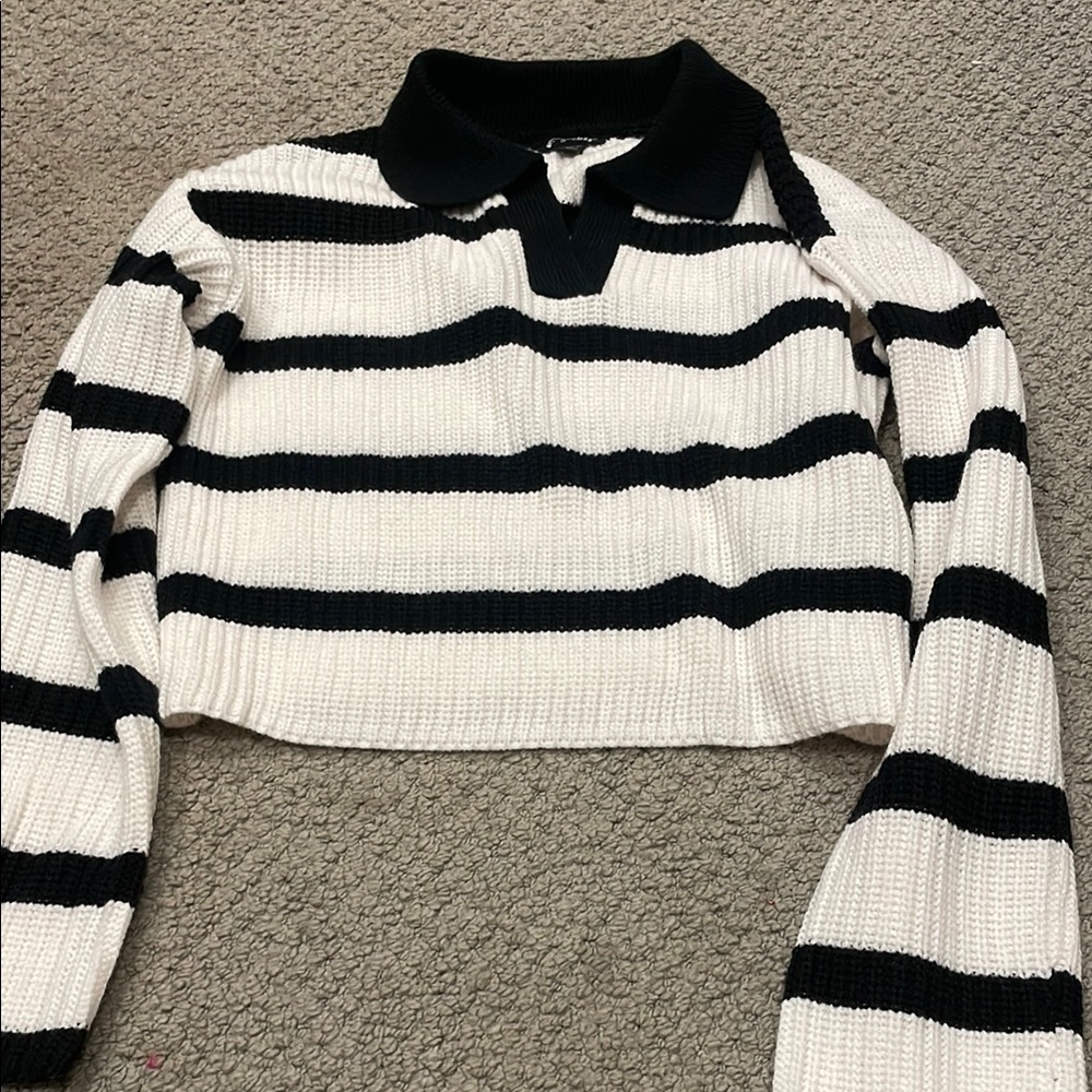 Black and White Striped Cropped Sweater